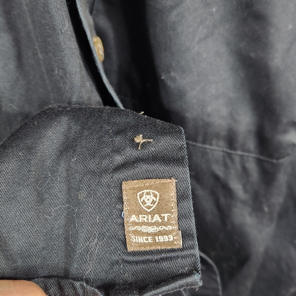 ARIAT Black Button-Down Shirt (XL) - Picture 5 of 8